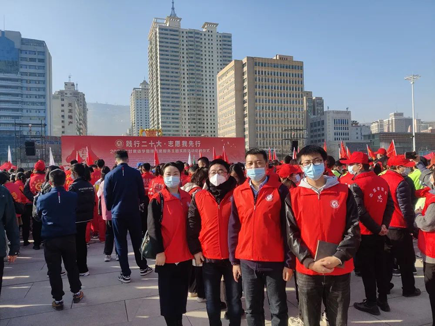 【集团要闻】践行二十大 志愿我先行 甘肃药业集团组织开展学雷锋志愿服务活动
