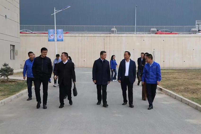 【“三抓三促”进行时】集团公司总经理窦生铭深入陇神戎发调研企业生产经营情况