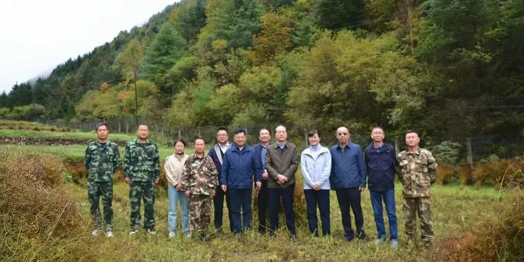 【集团要闻】甘肃药业集团赴白龙江林业保护中心考察调研 共谋林下中药材产业发展